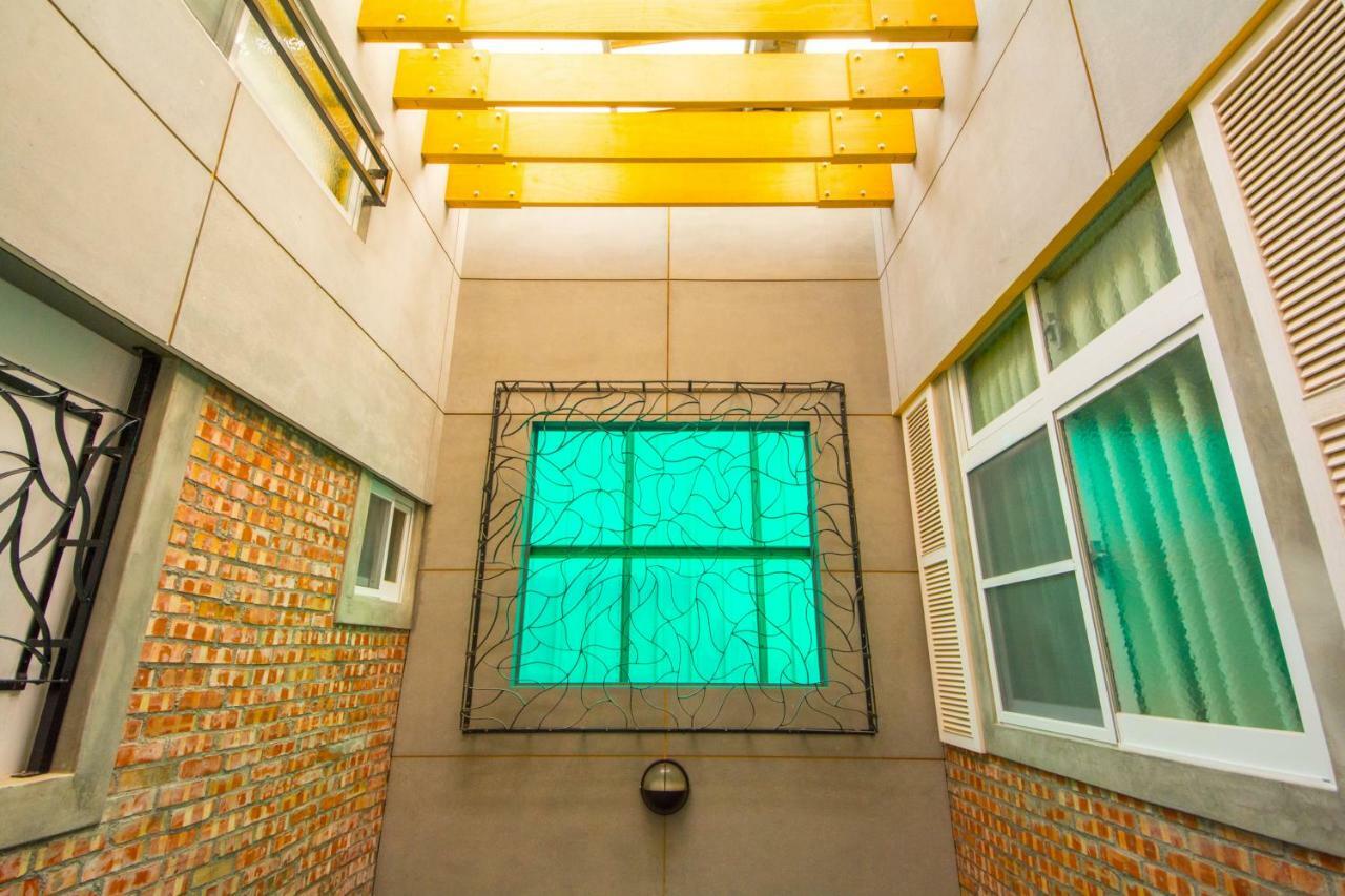 Ferienwohnung Dearhouse Tainan Exterior foto